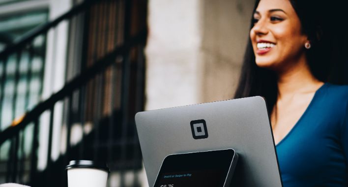 patrick tomasso fMntI8HAAB8 unsplash 1